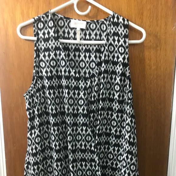 Laundry By Shelli Segal Tops Shelli Segal Tank Top Excellent Used
